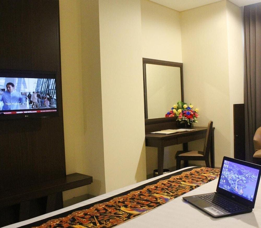 Grand Abe Hotel Jayapura Eksteriør billede